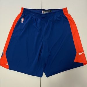 Knicks XXL shorts dry fit